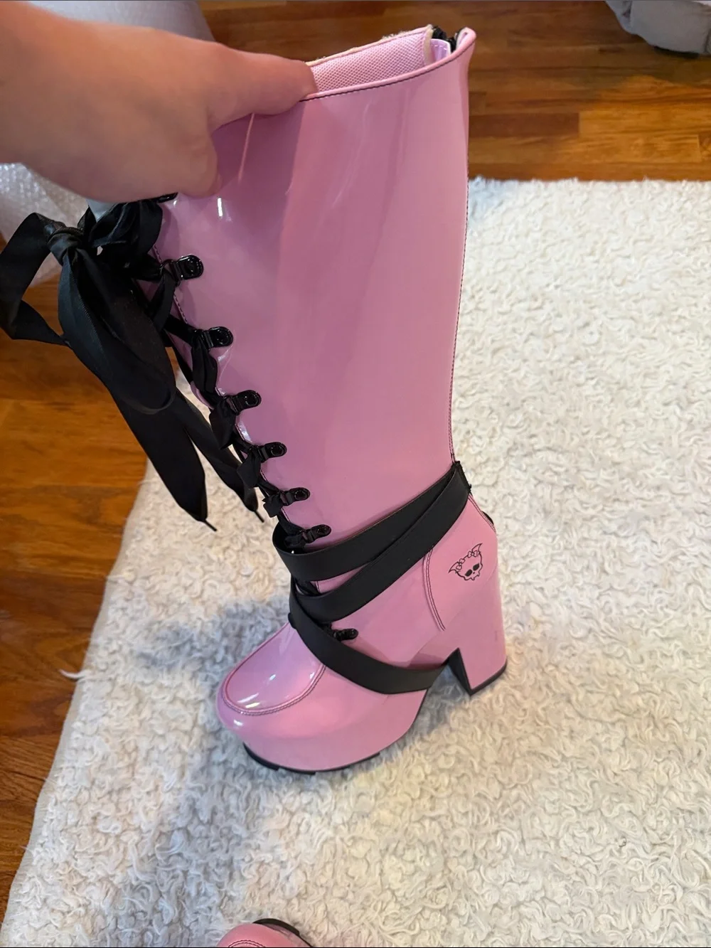 Monster high DraculauraXYRU Platform Lace-Up Knee-High Boots with Black RibboN